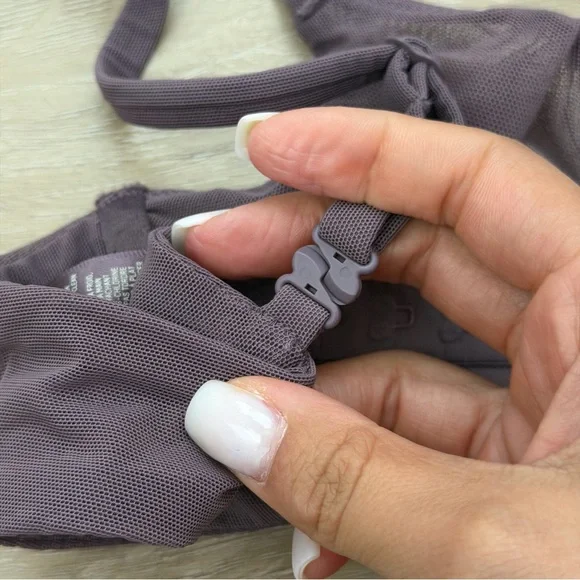 SKIMS ultra fine Mesh purple bra - Picture 9 of 9